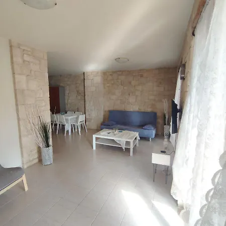 Holiday home Tabos 1 Siviri